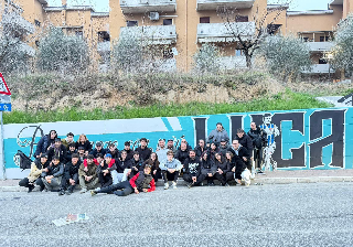 Folignano - Realizzato un murales per ricordare il 21enne Luca Bernabei